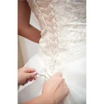 S8919F    2024 New Elegant Royal-Style Bridal Gown Customizable White  with Lace Appliques for Spring Season Sexy Wedding Dress