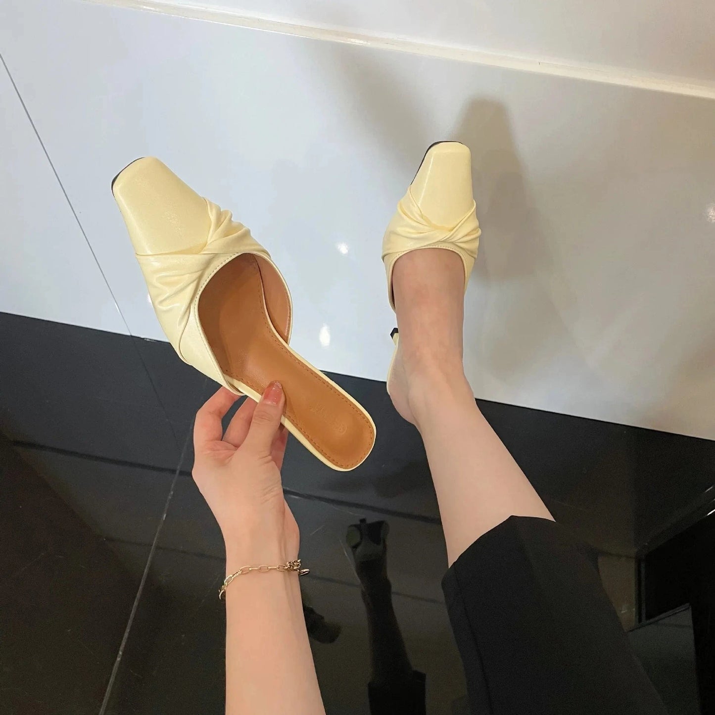 sh10965a Best selling ladies square toe sandals wholesale female summer sky blue leather slipper