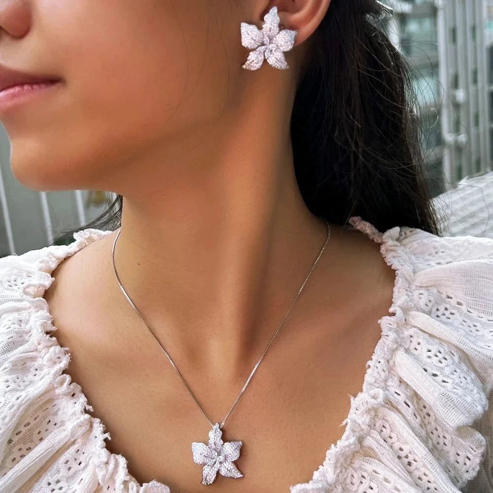Shiny CZ Stone Big Flower Engagement African Fashion Jewelry Set for Women Micro Setting Zircon Flowers Necklace and Earrings
