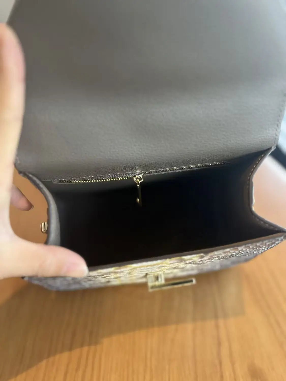 Shoulder Bag Genuine Snake Leather Elegant Casual Luxury Chic - SN Wigs & More