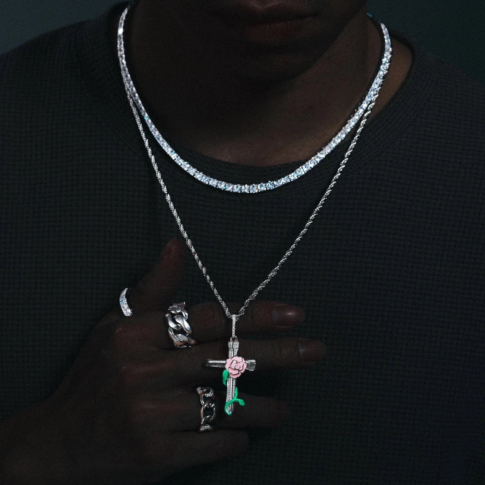 silver Dropshipping Enamel Plated Hip Hop Jewelry Glowing 925 Sterling Silver VVS Moissanite Diamond Rose Flower Cross Pendant