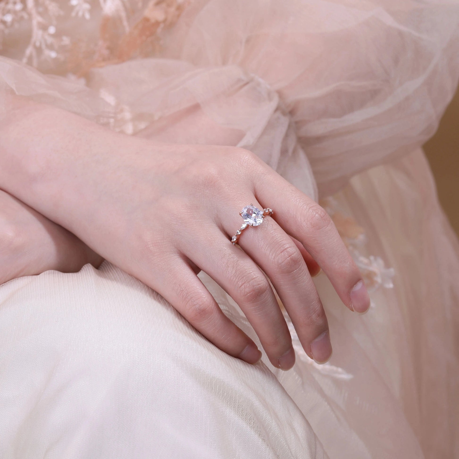 Somen Rose Gold 925 Sterling Silver Ring Oval Cut Cubic Zirconia Engagement Rings Solitaire Halo Women Jewelry