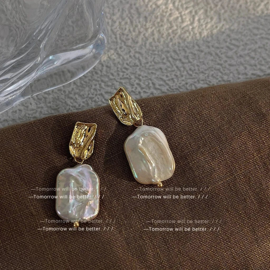 Special-Shaped Pearl / Gold Women Jewelry Baroque Special-Shaped Freshwater Pearl Stud Earrings