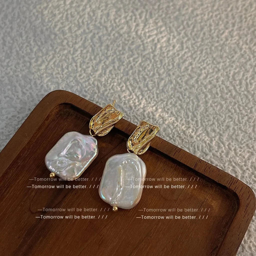 Special-Shaped Pearl / Gold Women Jewelry Baroque Special-Shaped Freshwater Pearl Stud Earrings