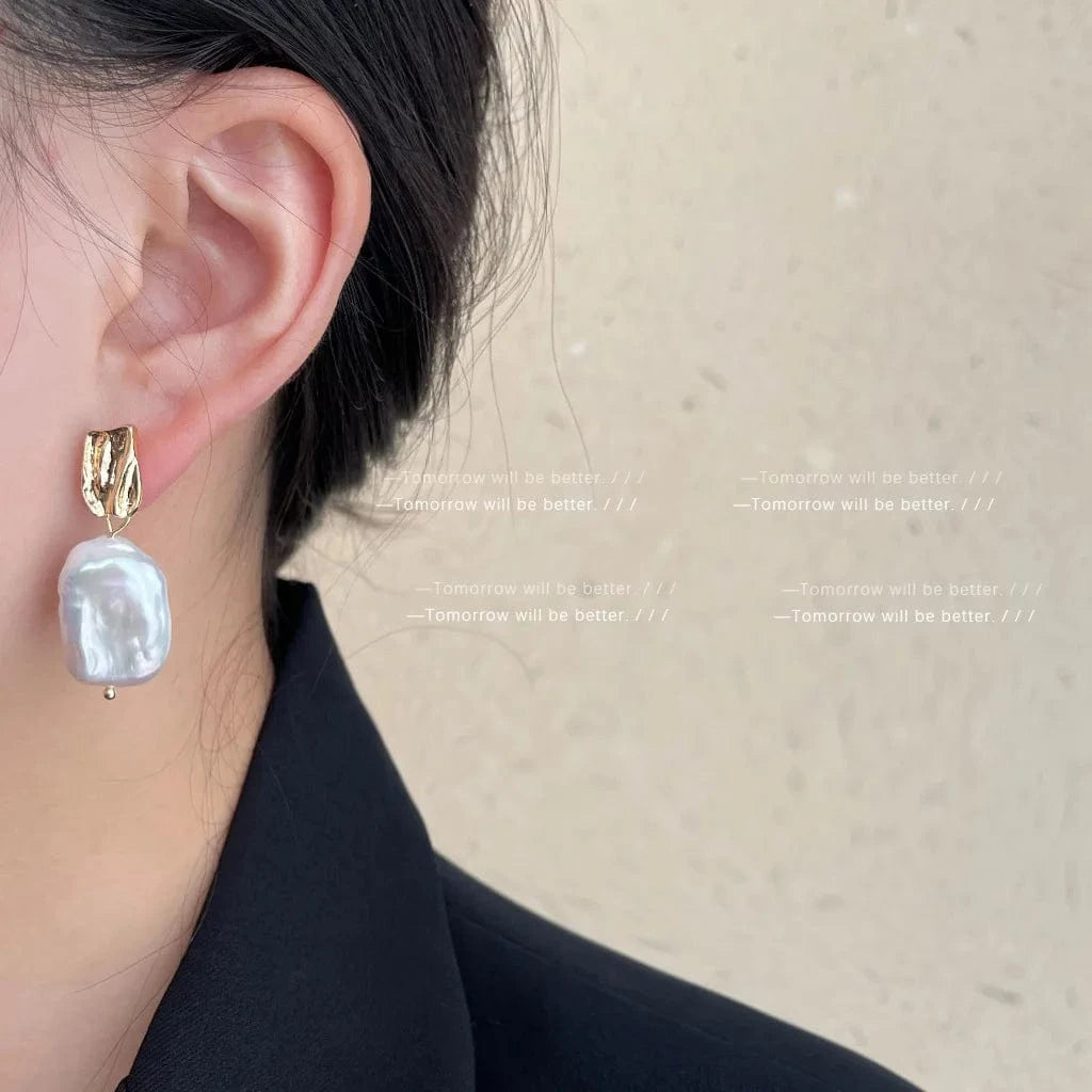 Special-Shaped Pearl / Gold Women Jewelry Baroque Special-Shaped Freshwater Pearl Stud Earrings