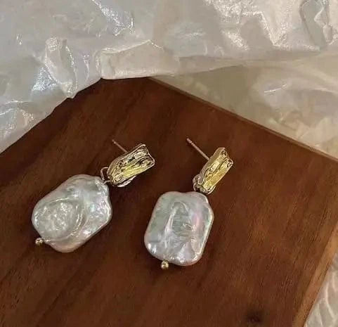 Special-Shaped Pearl / Gold Women Jewelry Baroque Special-Shaped Freshwater Pearl Stud Earrings