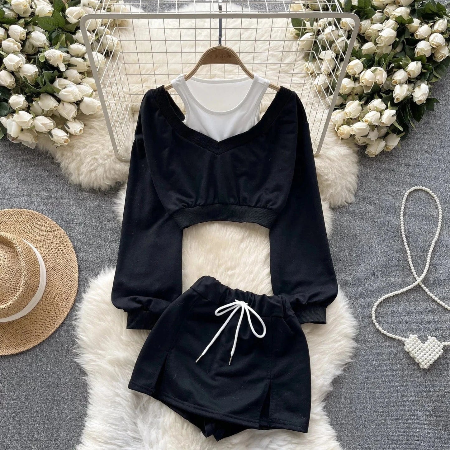 Spring Y2k Sport 2 Piece Set For Women Crop Top And High Waist Shorts Set Sweat Suits Wholesale