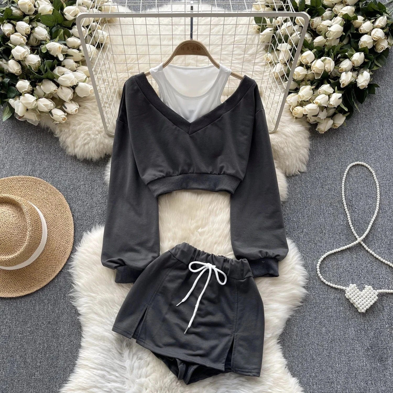 Spring Y2k Sport 2 Piece Set For Women Crop Top And High Waist Shorts Set Sweat Suits Wholesale