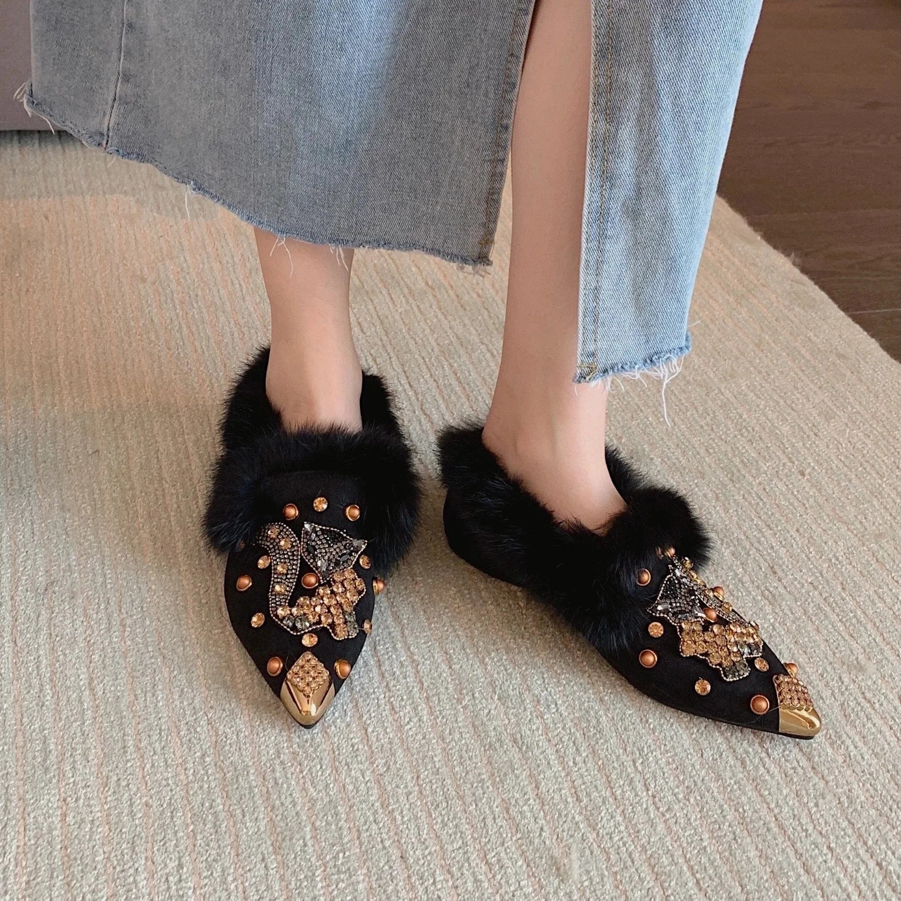 Suede Furry Inside Casual Outdoor Slippers Closed Toe Female Women Loafer Flat shoes with Diamonds