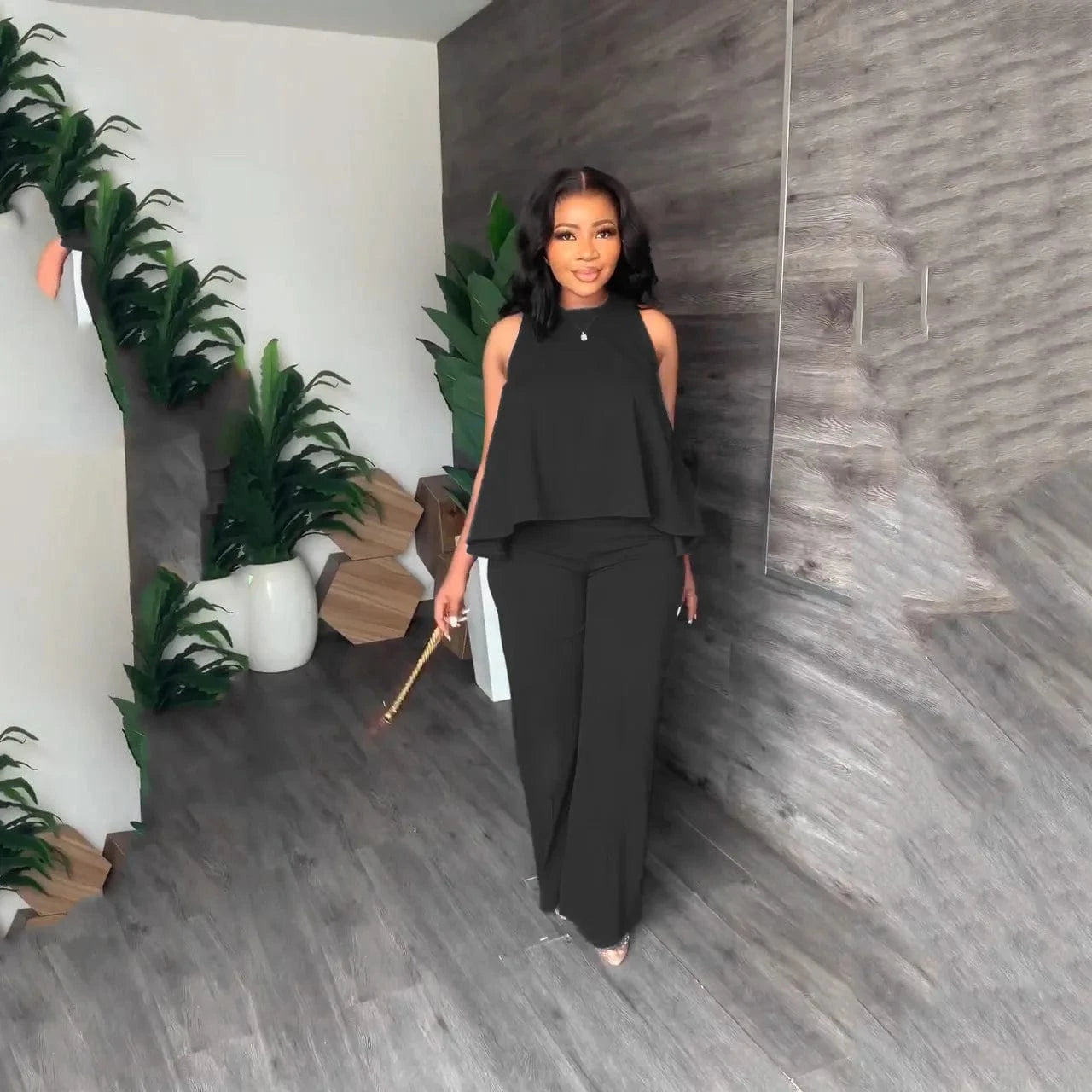 Summer 2024 New Solid color Round neck suit slepless puller top Two-piece set of elastic-waisted Wide-leg pants