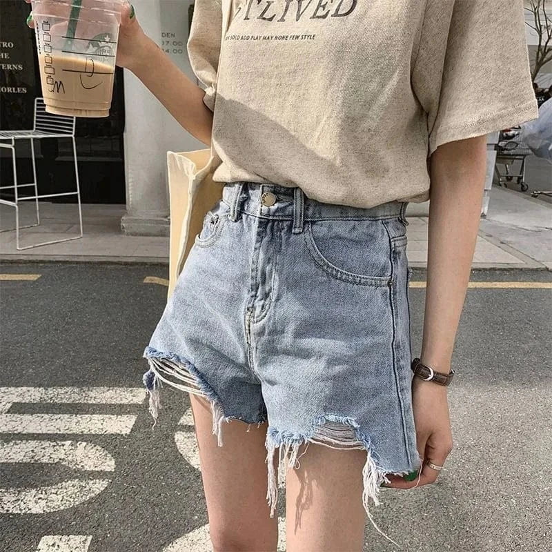Summer 2024 women plus size high waisted ripped A-line ruffled hot pants