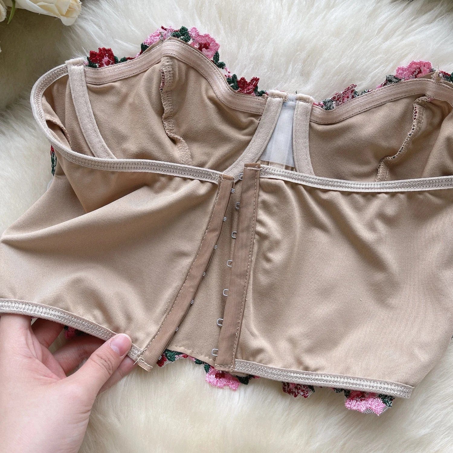 Summer New Retro Embroidery Fragmented Flower Bra Lace Sexy Slimming Short Women's Vests