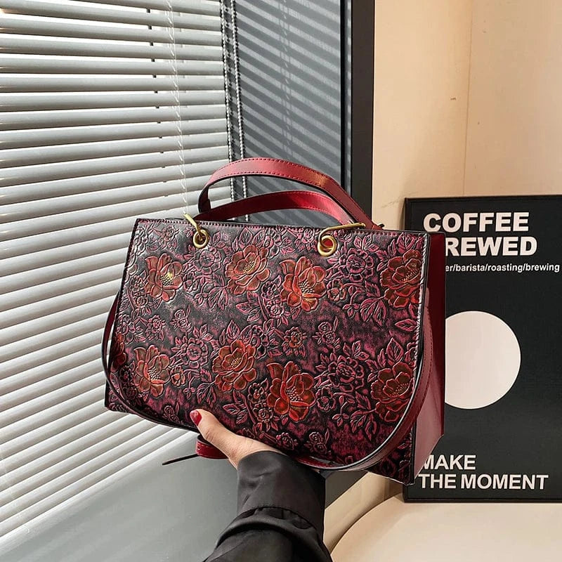 The new fashion handbags 2024 Light Lady Temperament Luxury Bags Lady Design Purses For Females