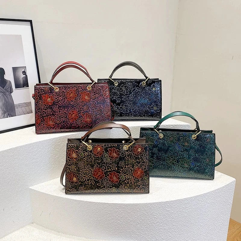The new fashion handbags 2024 Light Lady Temperament Luxury Bags Lady Design Purses For Females