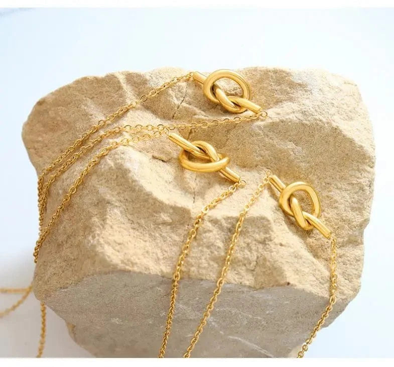 Trendy / 18inches / N2365 N2365 Waterproof 18K Gold Plated Stainless Steel Necklace Jewelry Clavicle Chain Knot Pendant Necklace for Women