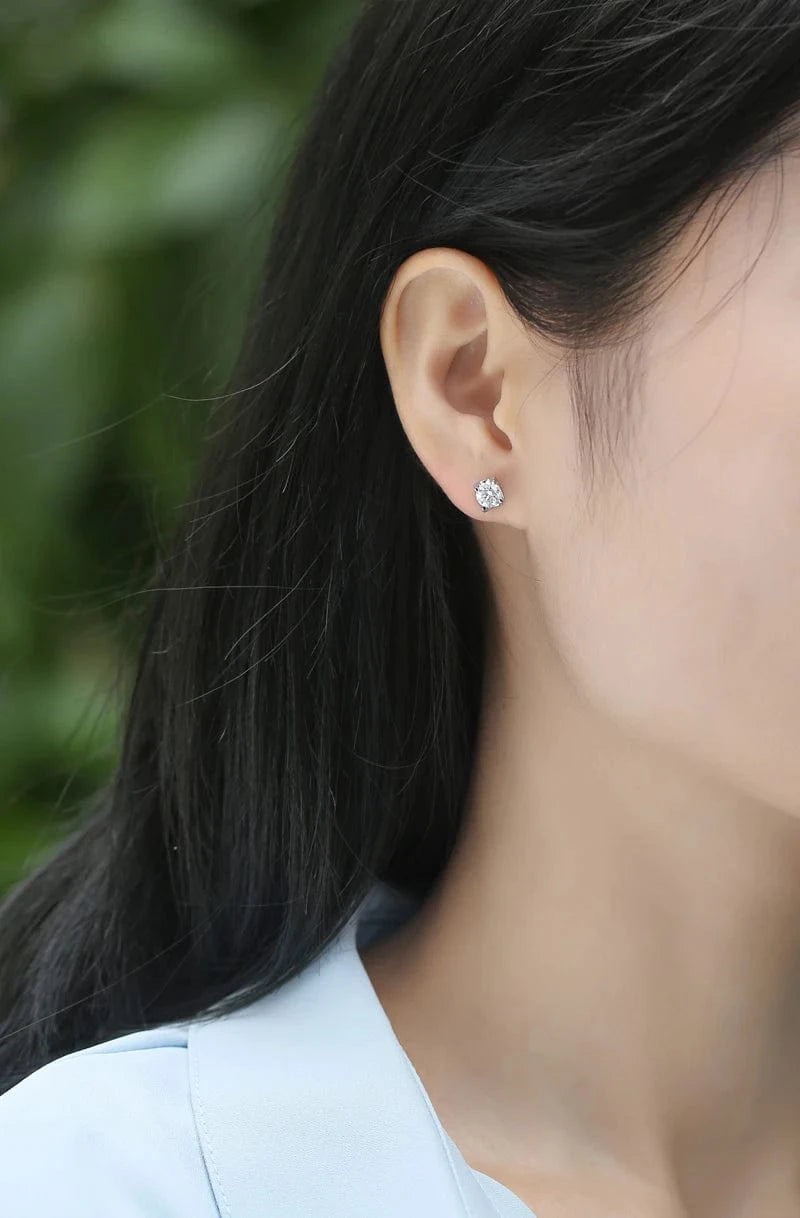 TRENDY / As Picture Shown Wholesale Price 18K Gold Vvs D Color 0.5ct S925 Silver Trendy Earrings Women Moissanite Earrings Jewelry