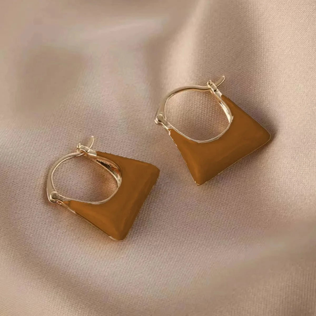 TRENDY / Brown Fashion Earing 2024 Personalized Design Bag U Shape Hoop Earring Exquisite Daily Women Trendy Earrings Jewelry