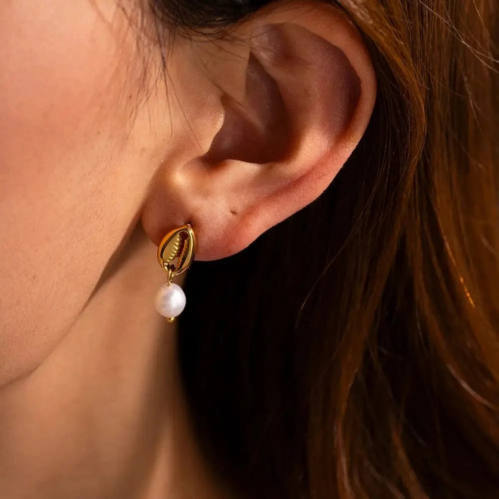 TRENDY / E2113 E2113 18k Stainless Steel Gold Plated Freshwater Pearl Pendant Earring Delicate Shell Design Drop Earring