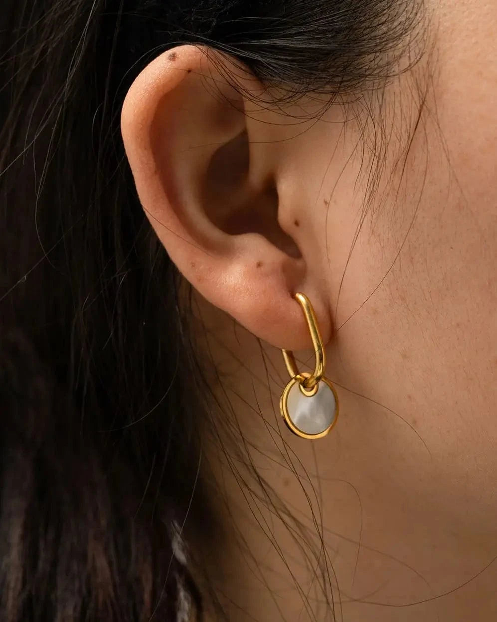 TRENDY / E2214 E2214 18k Gold Plated Advanced Natural White Shell Round Pendant Earrings Jewelry Mother Pearl Drop Earrings