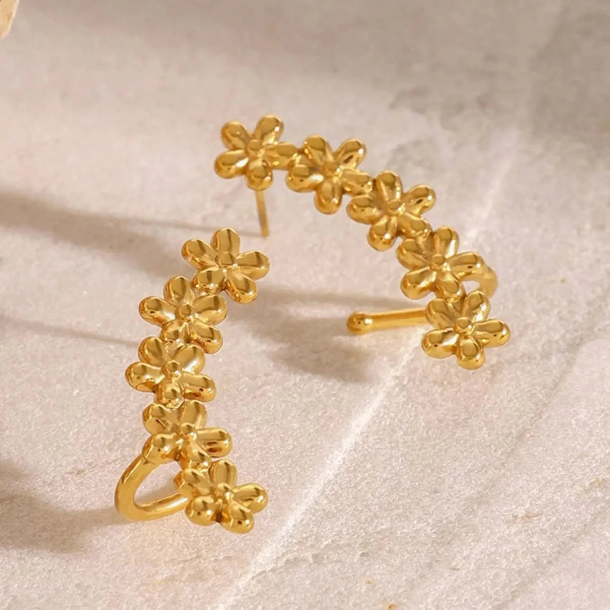 TRENDY / E2404 E2404 Ins 18k Gold Plated Stainless Steel Waterproof Fashionable And Simple Connected Flower Earrings