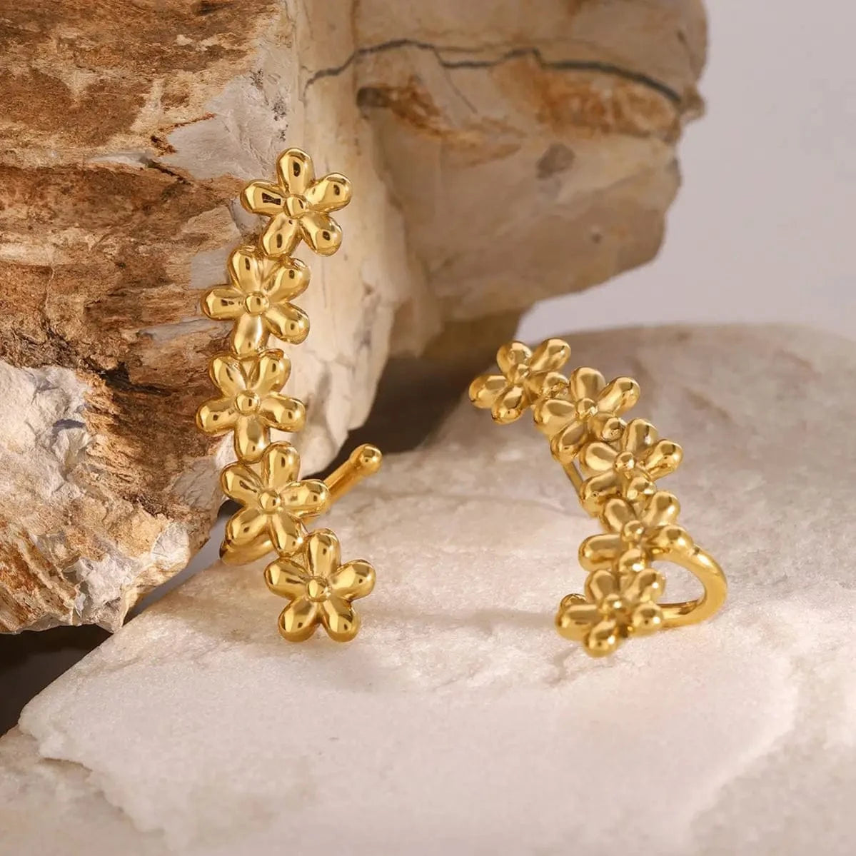 TRENDY / E2404 E2404 Ins 18k Gold Plated Stainless Steel Waterproof Fashionable And Simple Connected Flower Earrings