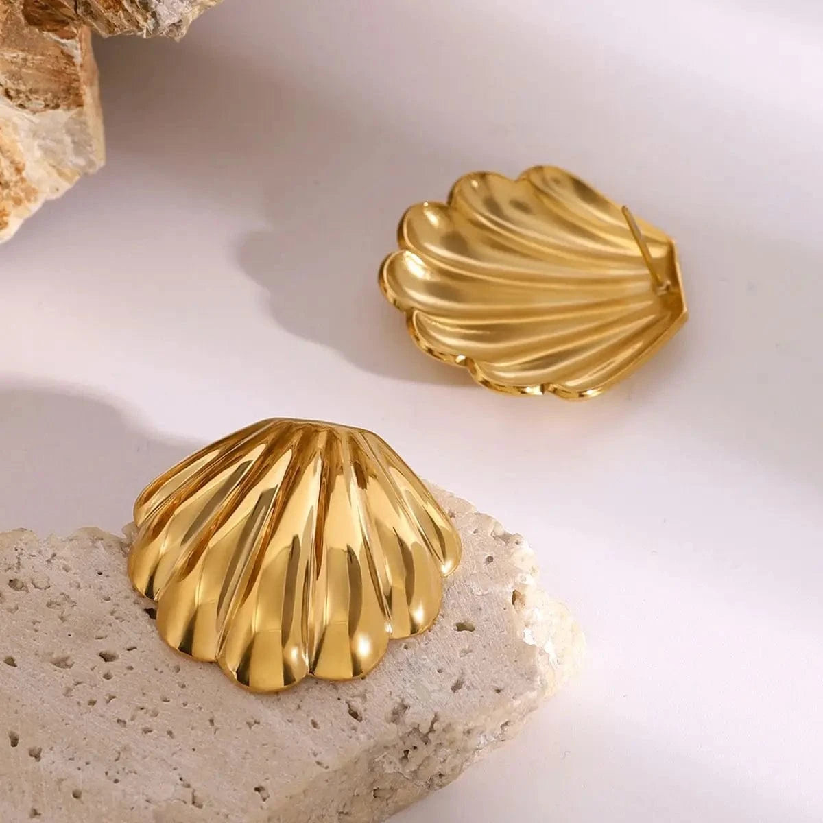 trendy / E2454 E2454 Statement Stainless Steel Earrings Luxury 18k Gold Plated Jewelry Shell Polished Chubby Earrings