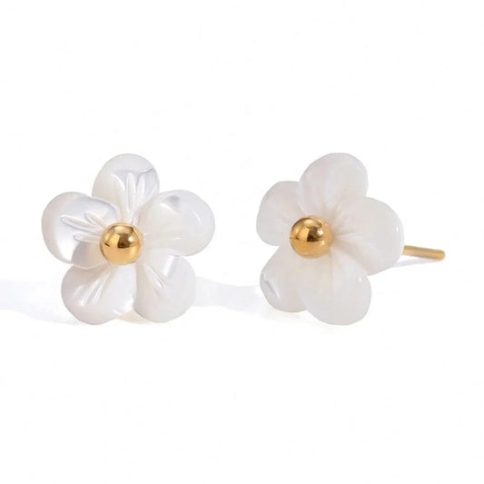 Trendy / E2517 E2517 White Shell Flower Earrings with Steel Beads 18k Gold Plated Stainless Steel Unique Design