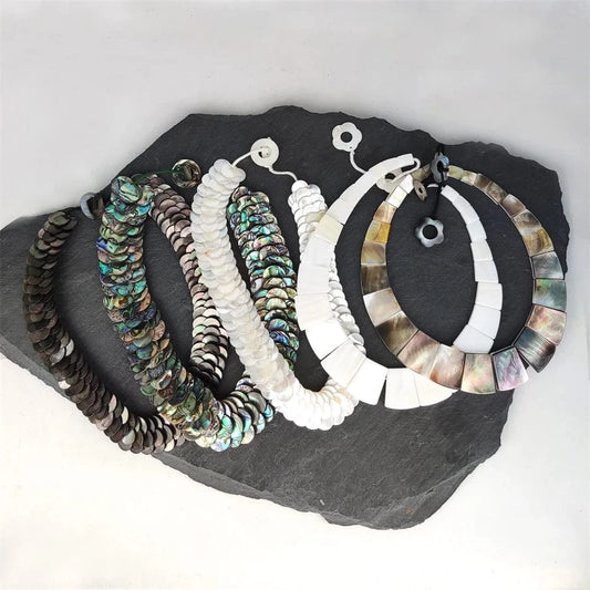 Trendy Hawaiian Jewelry Real Sea Shell Craved Mother Of Pearl  Beads Necklace High Quality Unique Shell Choker Clavicle For Girl