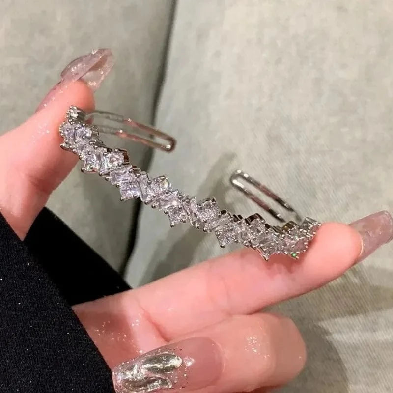 Trendy / Irregular Zircon Bracelet Fashionable Full Diamond Bracelet Women New 2024 Irregular Bracelet High Grade Exquisite Open Bangle Bracelet