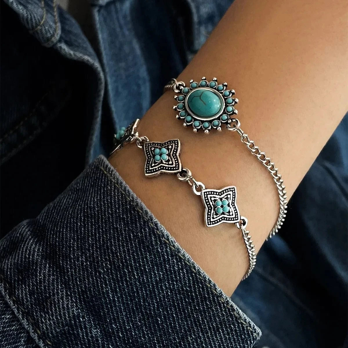 Trendy / S1334 Ethnic Style And Personalized RetroTurquoise Bracelet Simplicity Open Bangle Bracelet Versatile Zinc Alloy Bracelet