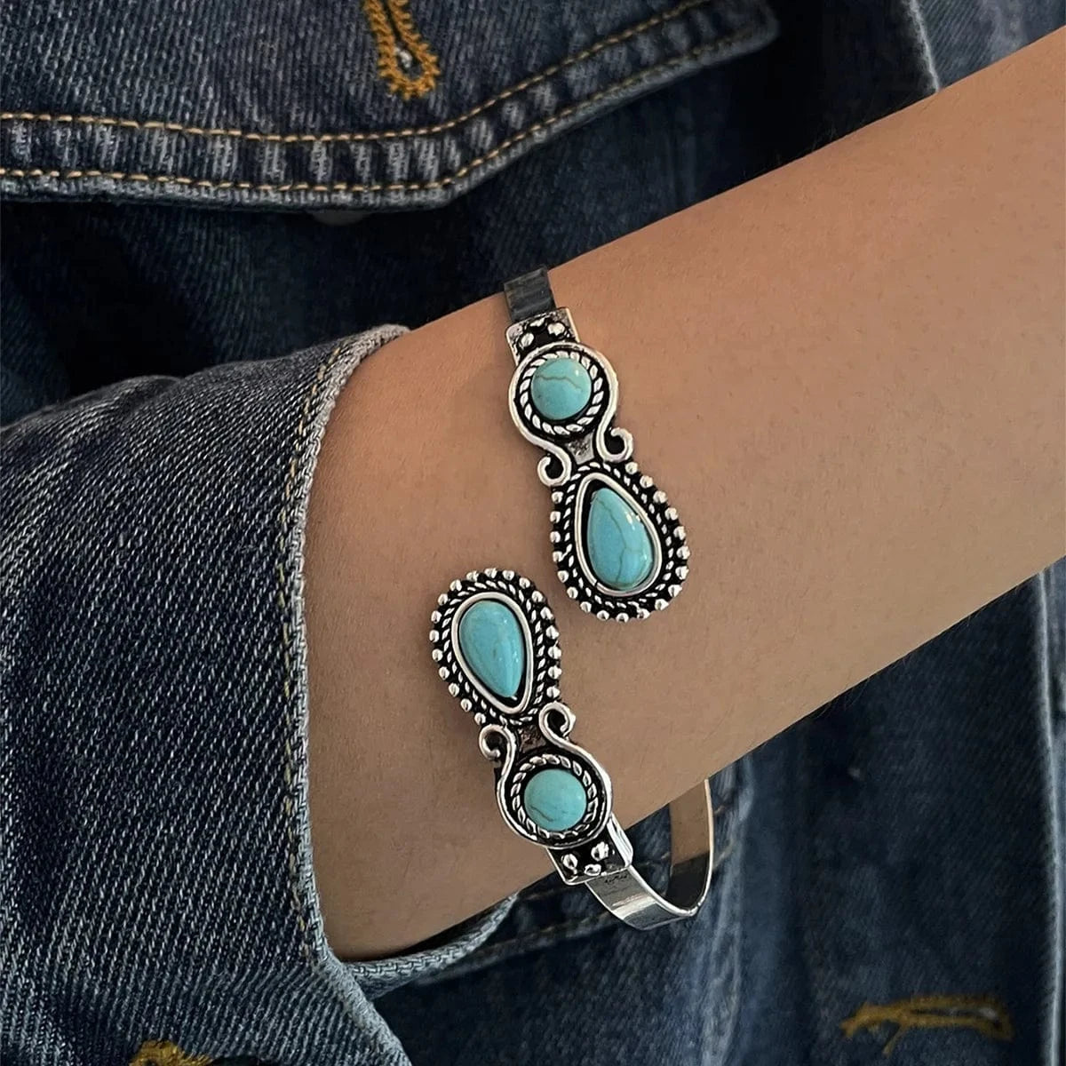Trendy / S1335 Ethnic Style And Personalized RetroTurquoise Bracelet Simplicity Open Bangle Bracelet Versatile Zinc Alloy Bracelet