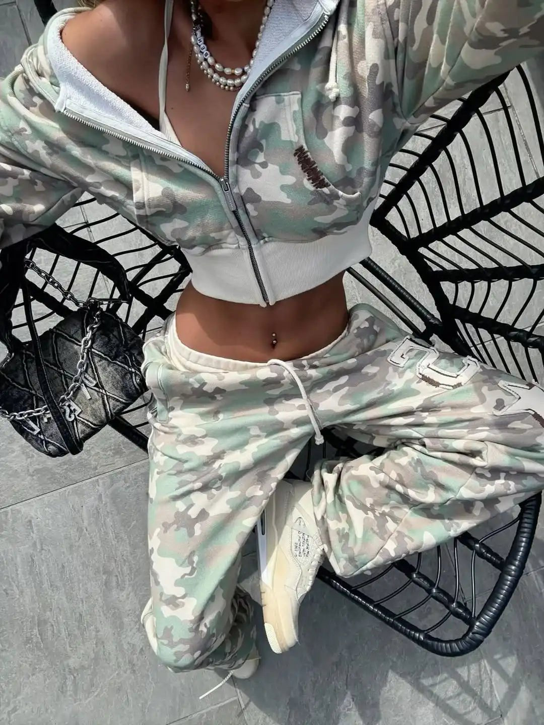 Two - Piece Camouflage Set With Zipper Hooded Sweatshirt Hip - Hop Style - SN Wigs & More
