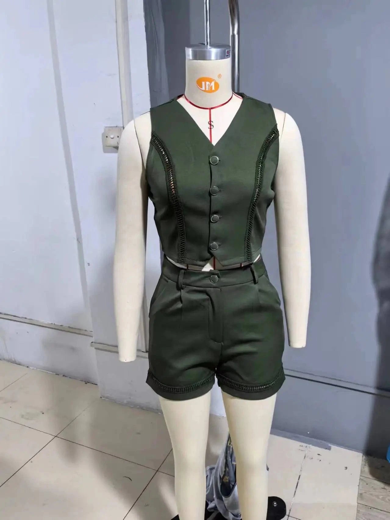 Two Piece Short Pants Suit Women Matching Set Solid Sleeveless Top High Waist Zipper Pant Slim Causal Elegant Office Lady Summer