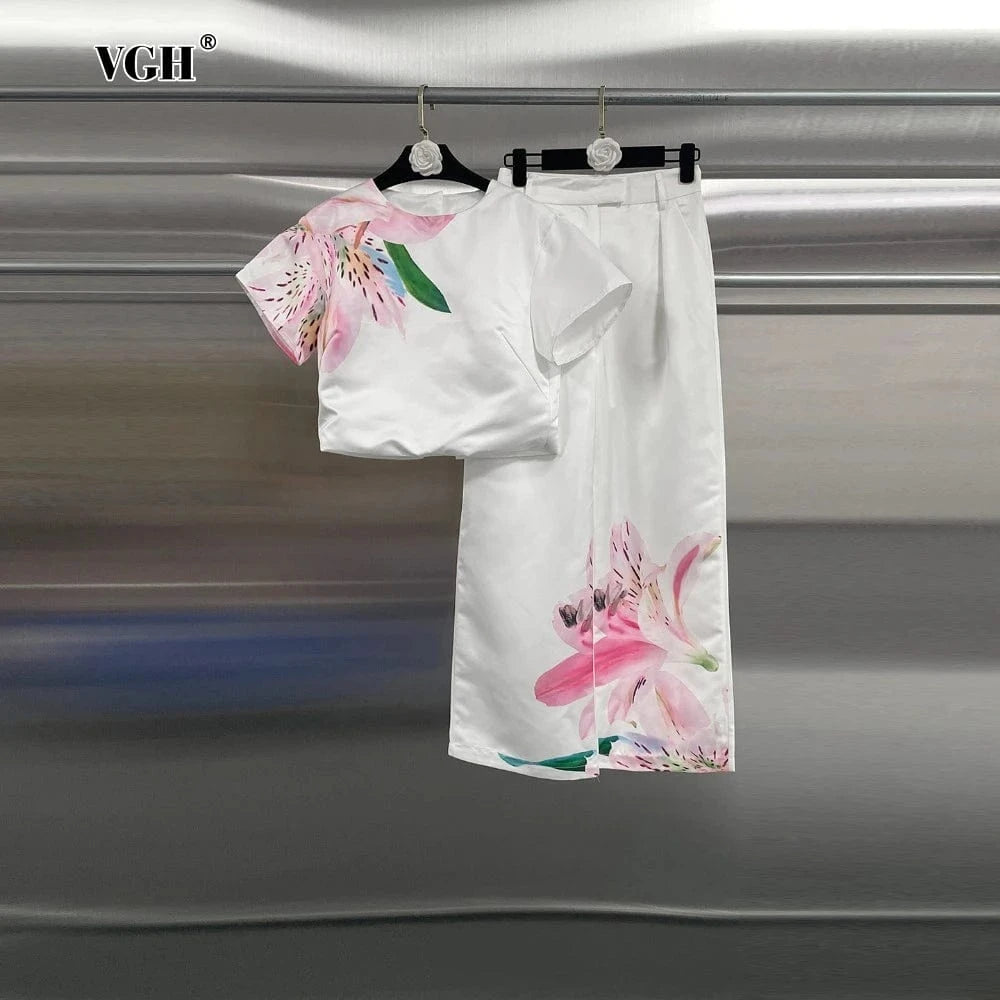 VGH Casual Printed Two Piece Set Fot Women O Neck Short Sleeve Top High Waist Slimming Flare Trousers Fashionable Suit Female