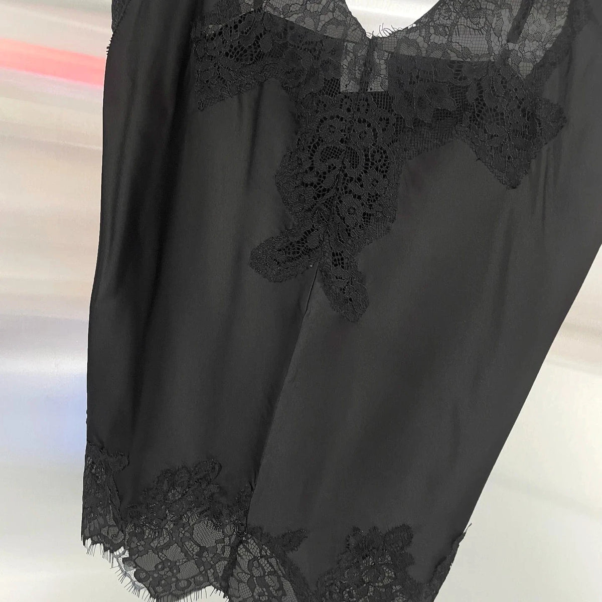 VGH Sexy Loose Patchowrk Lace Vest for Women V Neck Sleeveless Backless Temperament Home Style Tank Top Female Summer Clothing