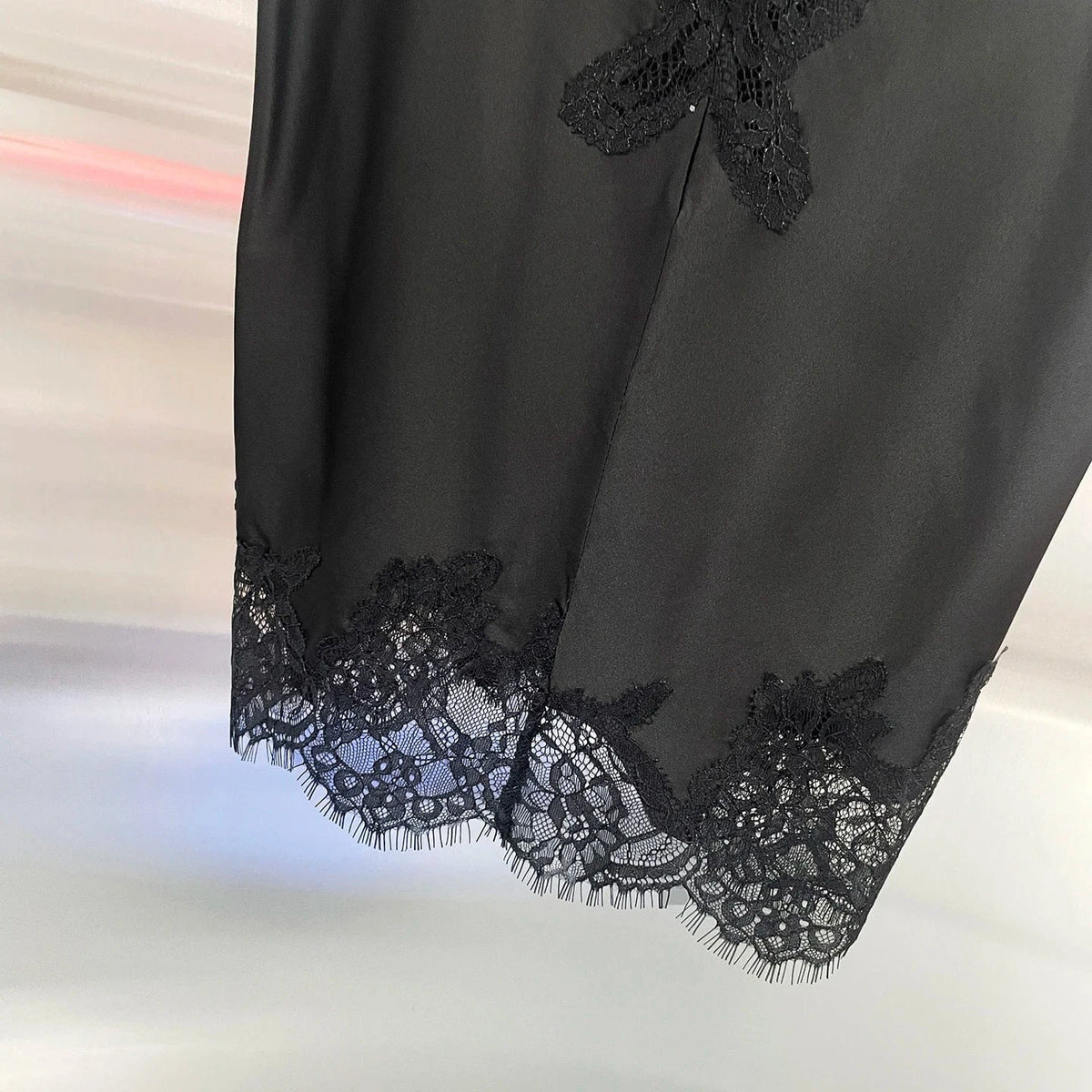 VGH Sexy Loose Patchowrk Lace Vest for Women V Neck Sleeveless Backless Temperament Home Style Tank Top Female Summer Clothing