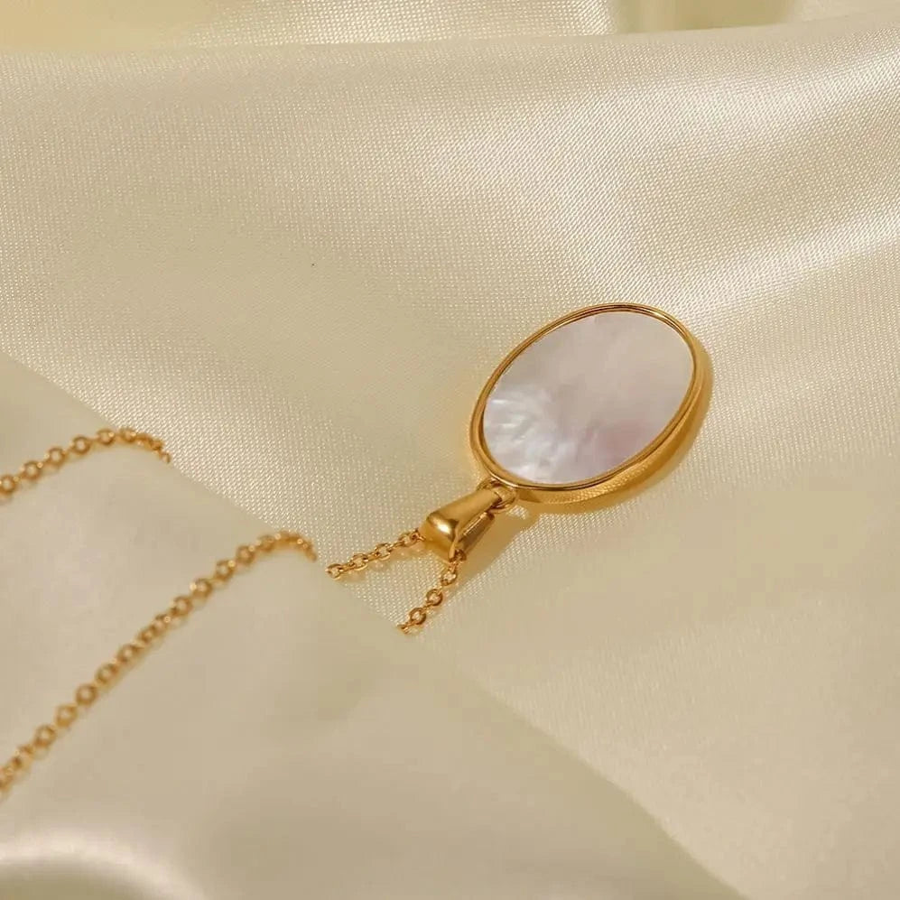 vintage / 18inches / N2409 N2409 New Stainless Steel White Shell Sun Necklace 18K Gold Plated Oval Sun Shell Pendant Necklace
