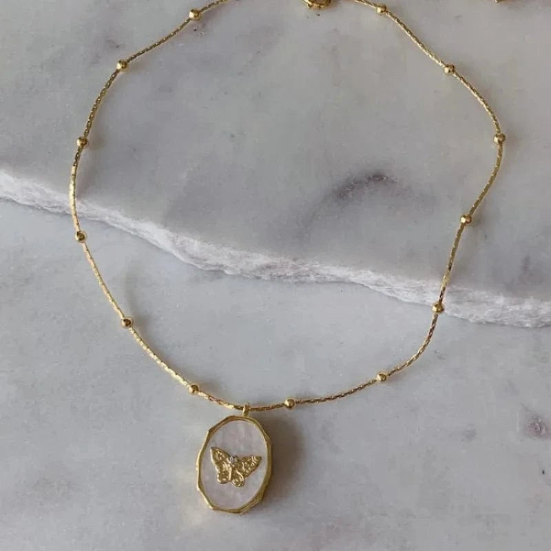 Vintage Shell Photo Album Frame Pendant Necklace 18k Gold Plated Butterfly Women Jewelry