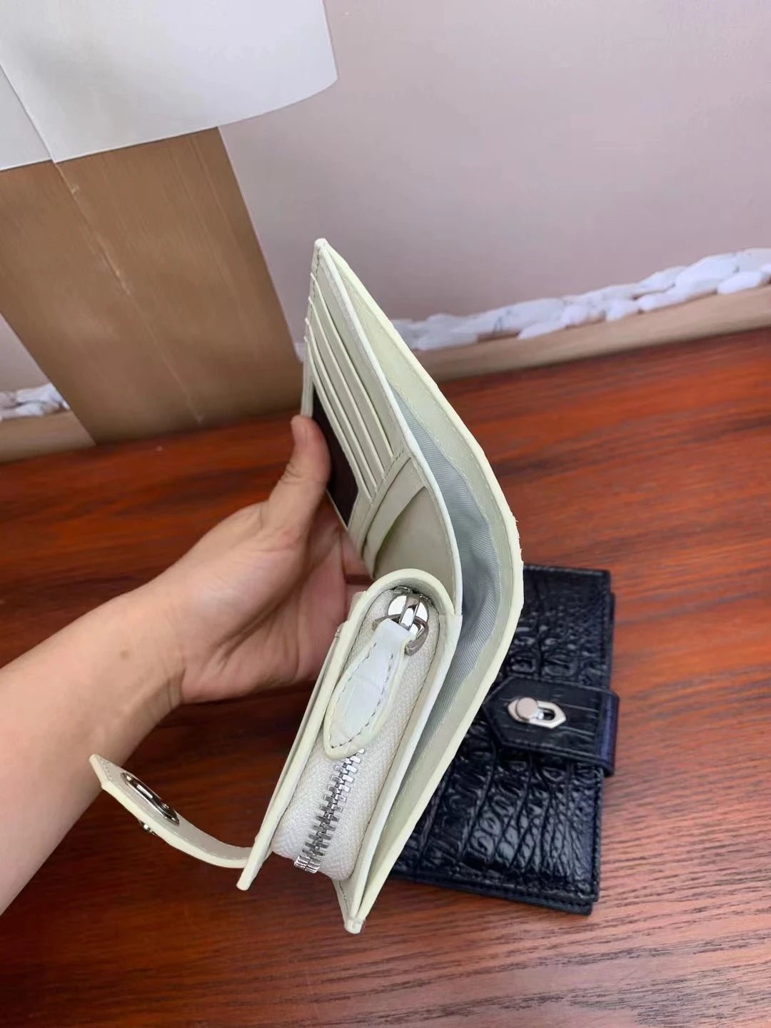 Wallet Large Capacity With Crocodile Texture And Hasp Closure For Everyday Classic Style - SN Wigs & More