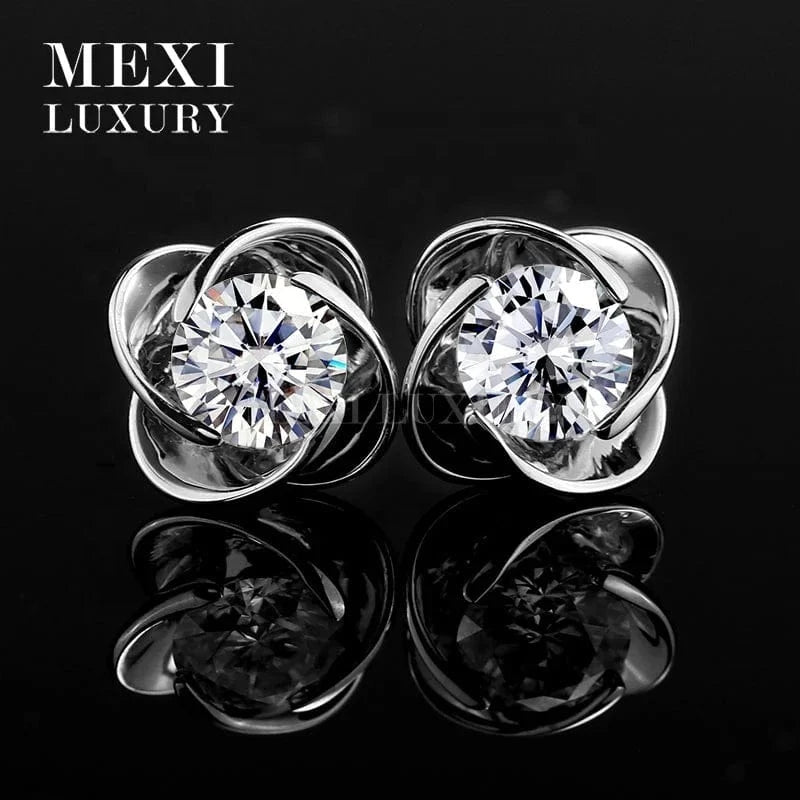 White flower shape 18k white gold moissanite diamond stud earring