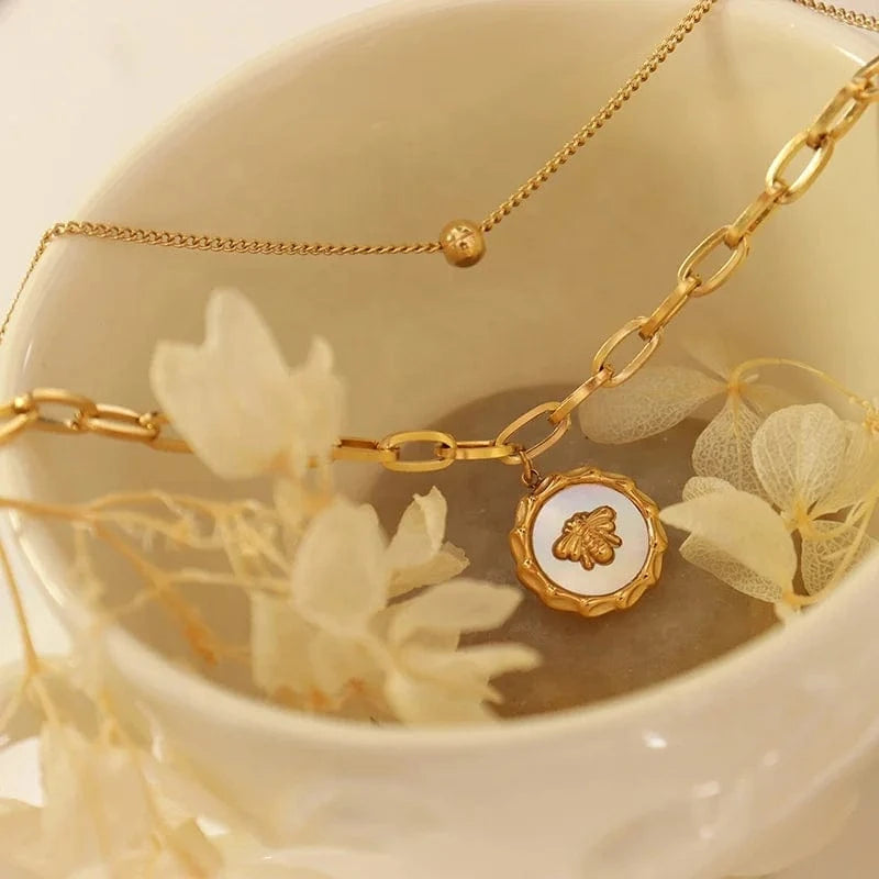 White Haibei Little Bee Print Pendant Double Layer Necklace Women's Earrings Jewelry Set