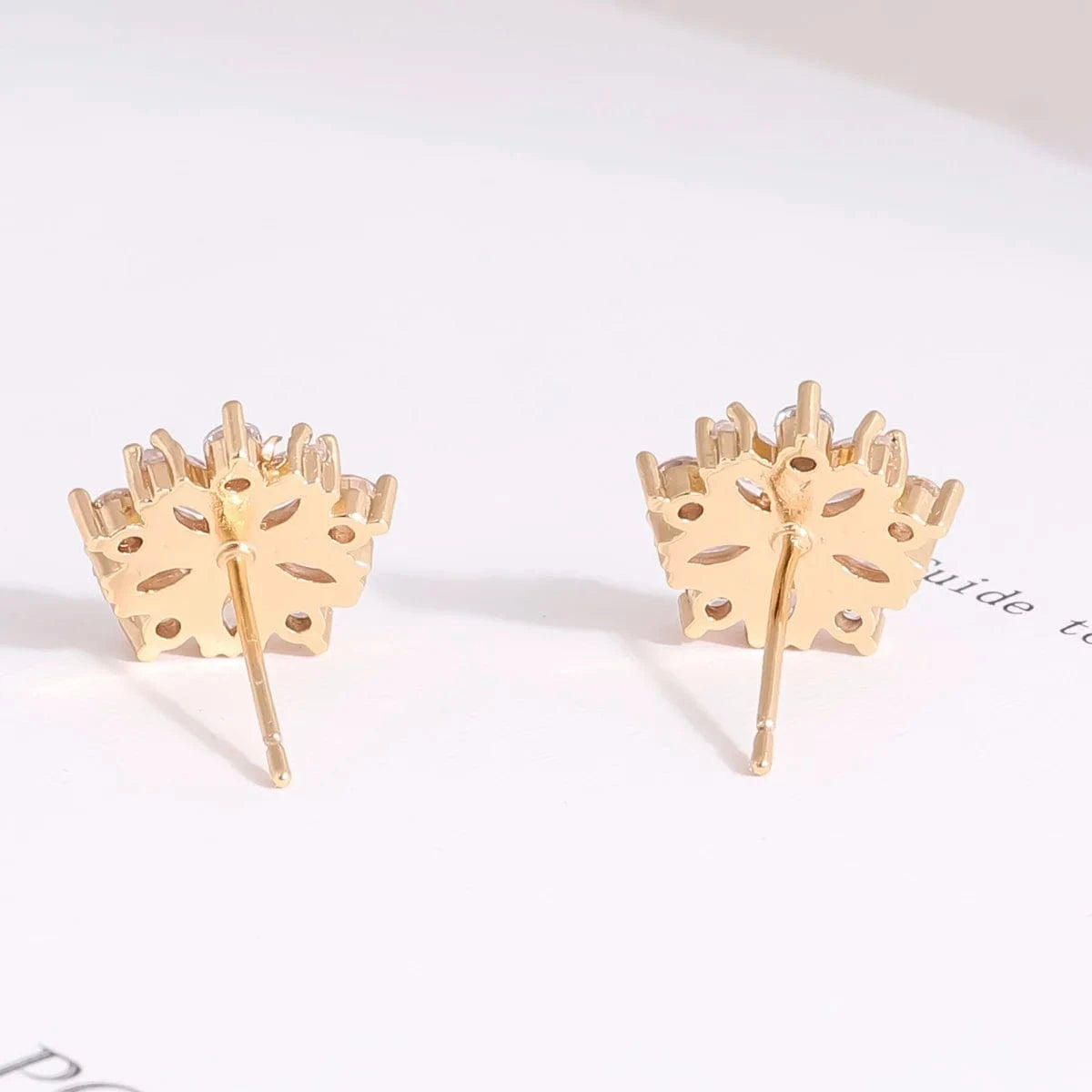White stone CM YIM Korean Type CZ Cute Small flower Stud Earrings For women 18K Gold Plated Statement Earring Girl Flower Stud Earring