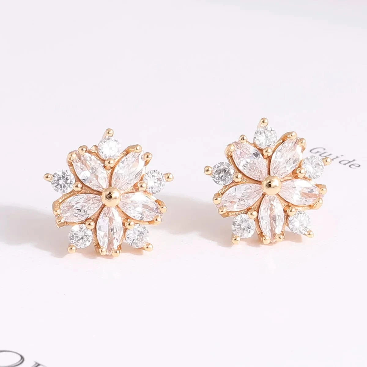 White stone CM YIM Korean Type CZ Cute Small flower Stud Earrings For women 18K Gold Plated Statement Earring Girl Flower Stud Earring