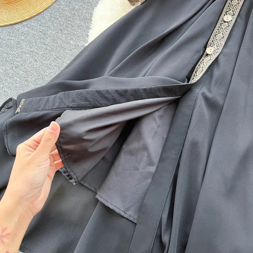 Wholesale 2024 Temperament Long-sleeved Autumn Dress Women's Niche Design Lace Stitching Waist Black Dress