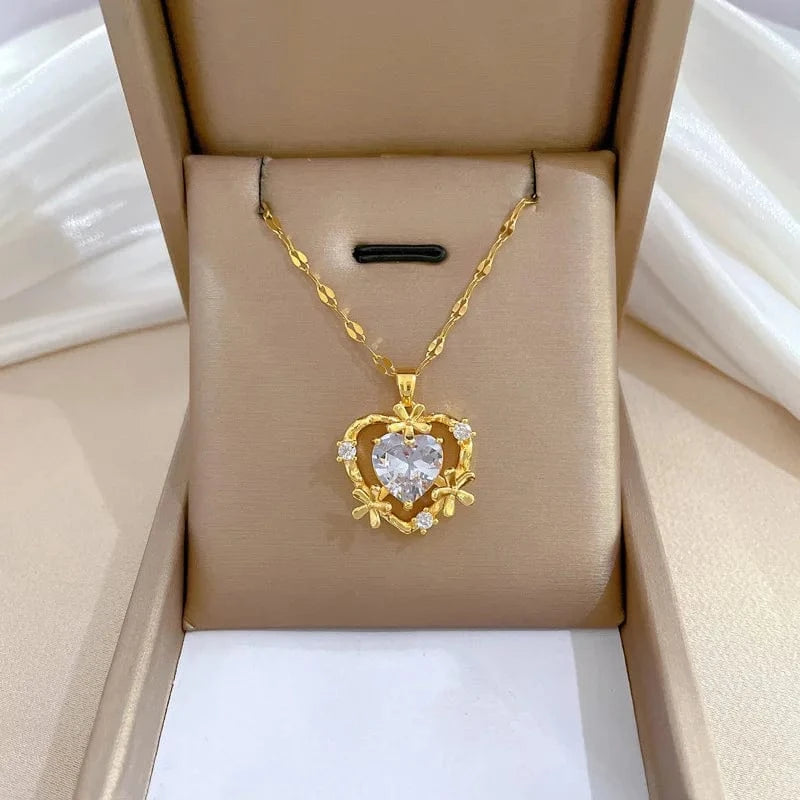 Wholesale Cheap Stainless Steel Love Flowermoissanite Diamond Jewelry Necklace Titanium Chain Pour Femme