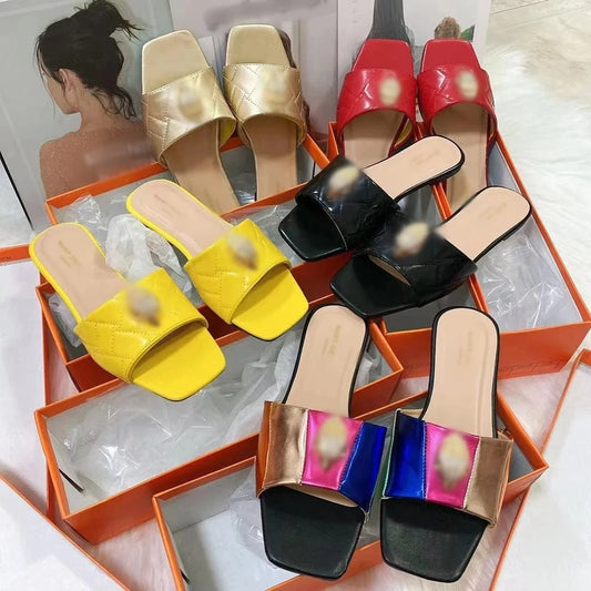 Wholesale designer brand sandal fashion ladies flat sandals summer  black PU leather slippers for women 2024