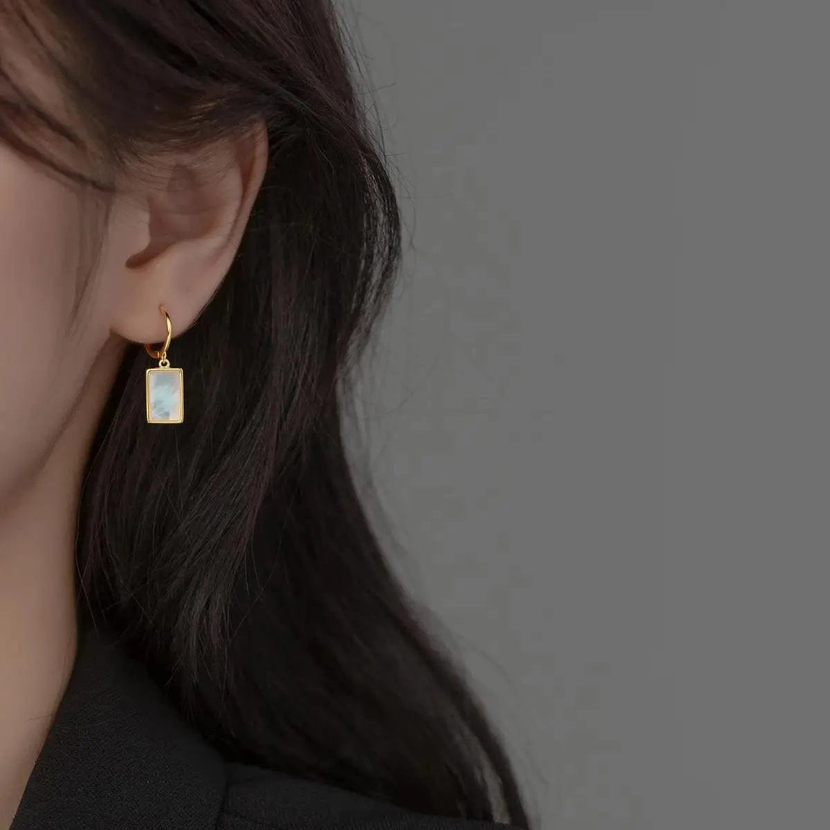 wholesale fashion 925 sterling silver Rectangle shell gold plated hoop earrings for women dropshipping