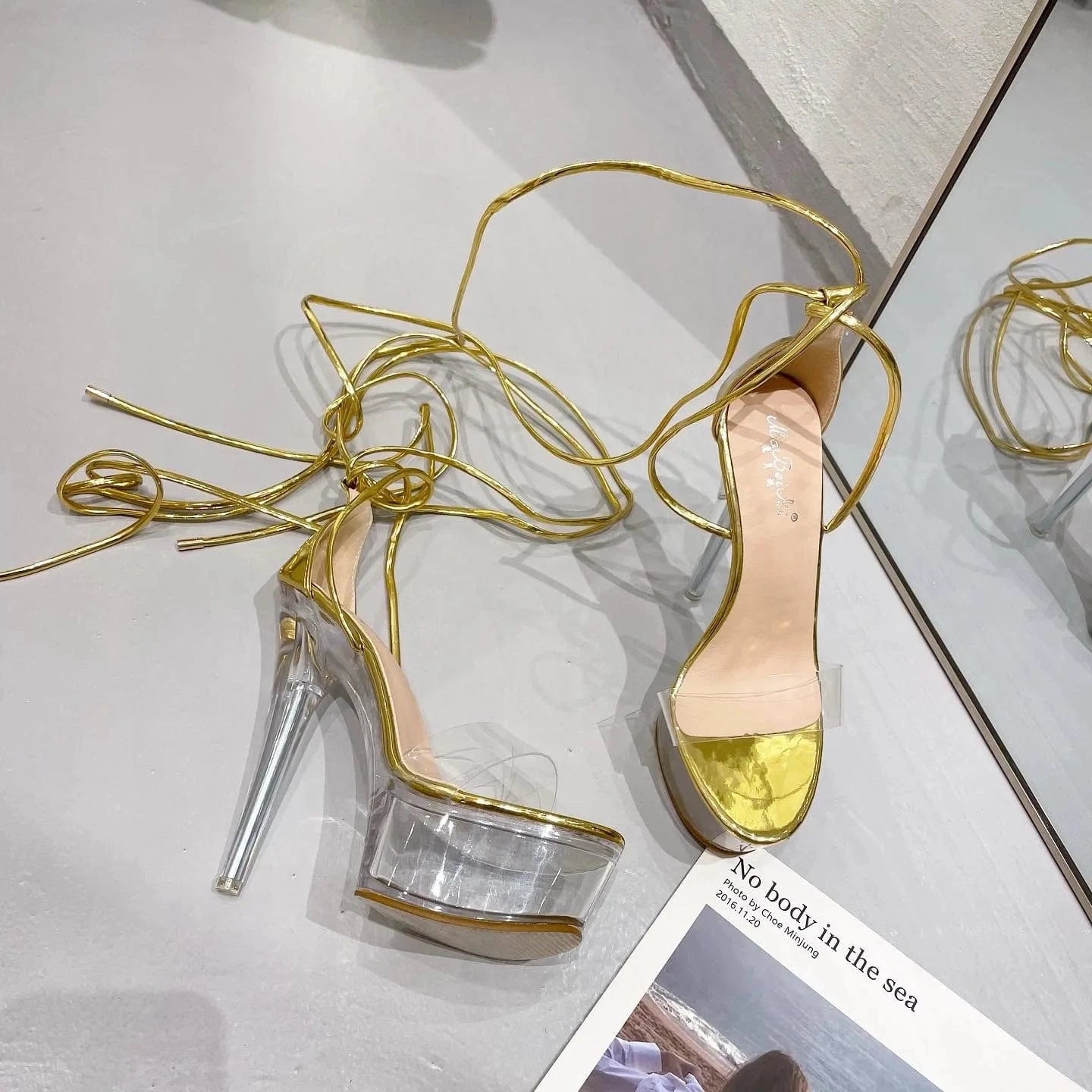 wholesale Fashion heels pvc sandals crystal transparent High Heels lace up heels fancy party shoes women clear platform sandals