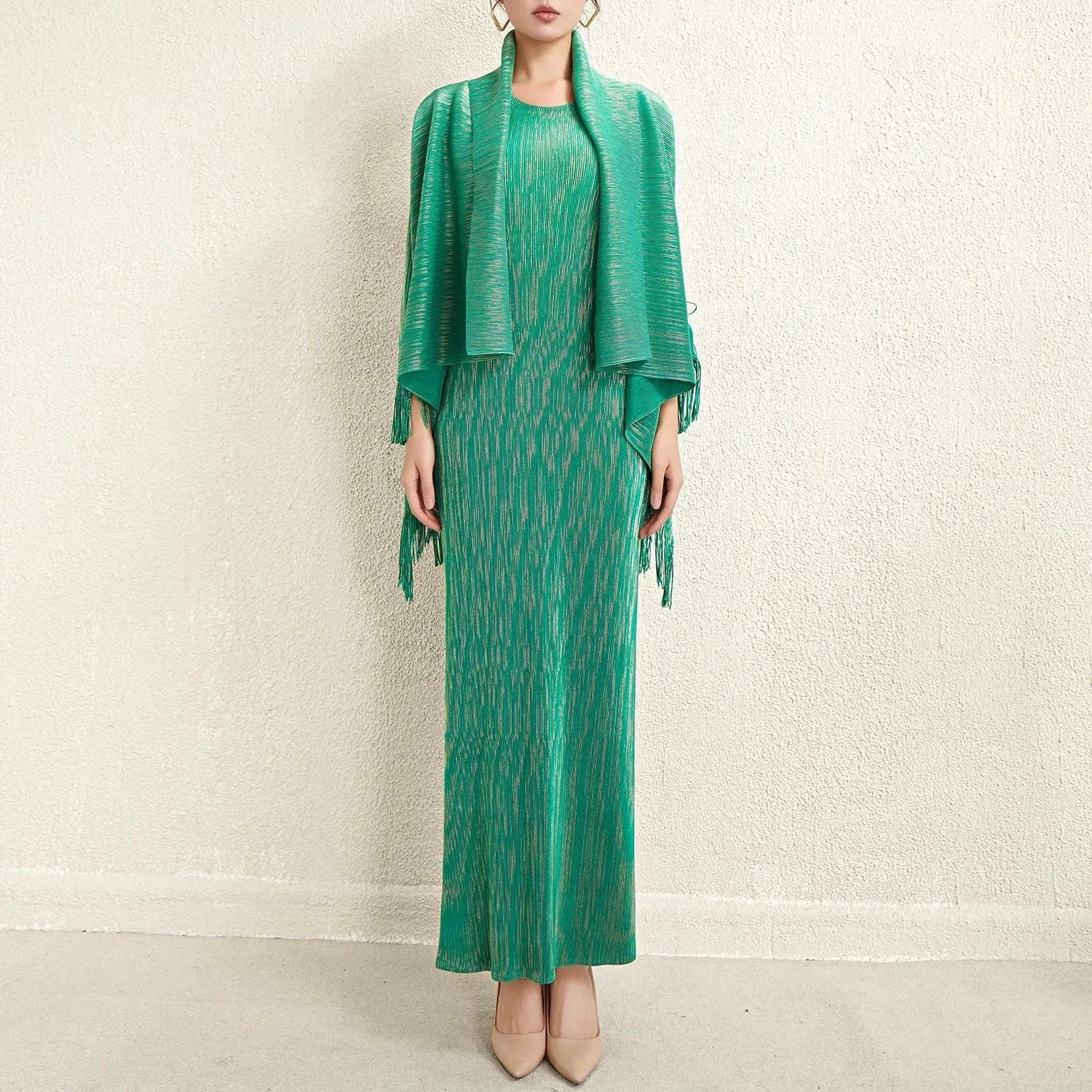 Wholesale New Arrival 2024 Miyake Pleated Dress Women's Tassel Shawl Two-piece Casual Elegant Fashion Dress