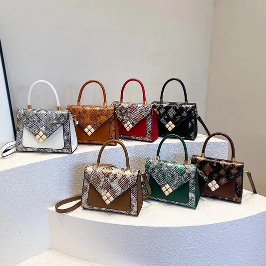 Wholesale New Fashion Handbags 2024 Light Lady Snake Pattern Square Bags Lady Design Purses For Woman